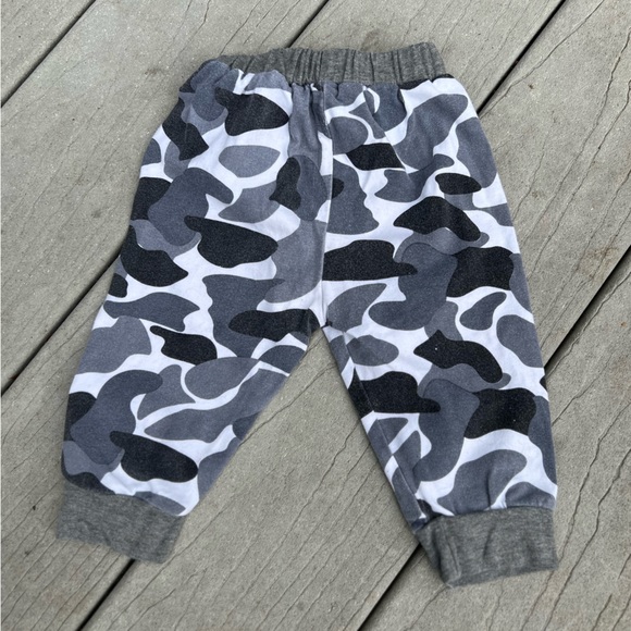 Toddler gray camo hoodie sweatshirt sweatpants set 2 piece size 80/ 12-18 months - Picture 5 of 11
